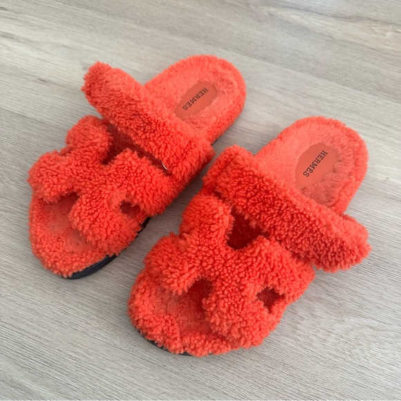 Hermes Orange Shearling Chypre Sandals Sz 40.5 - Picture 3 of 14